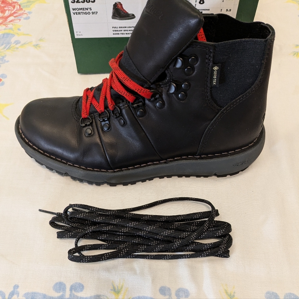 Danner Women’s Vertigo 917 Boots Black Size 8M Gortex, Red and Black Laces - Picture 5 of 13